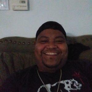 Meet your Posher, Cesar